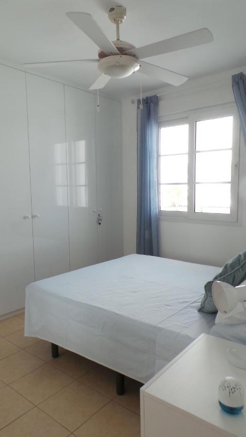 Immaculate And Modern 1 Bedroomed Apartment 데니아 외부 사진
