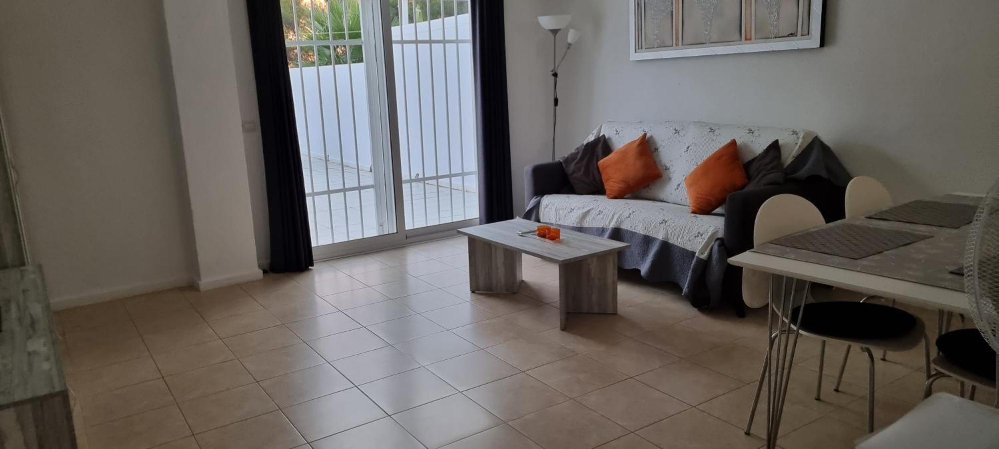 Immaculate And Modern 1 Bedroomed Apartment 데니아 외부 사진